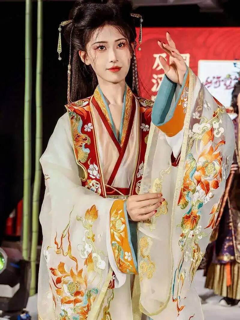 Ming Dynasty Hanfu Embroidery  - Embroidery Craft ulasan dan harga